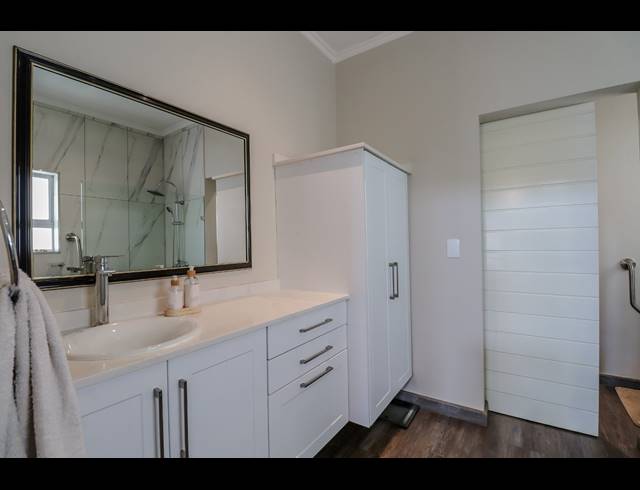 1 BEDROOM RETIREMENT UNIT FOR SALE IN BROADACRES